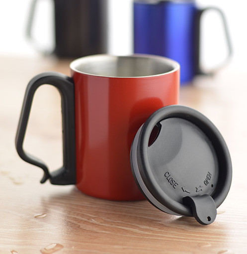 Kubek z pokrywką LIDER 190 ml – czarny / niebieski / czerwony