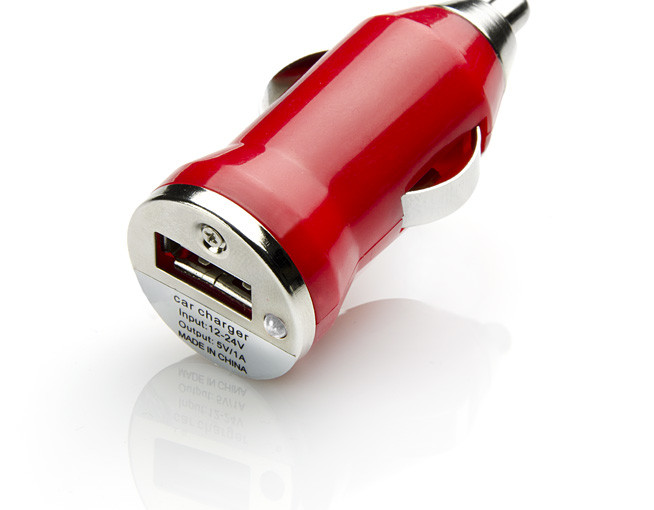 Ładowarka samochodowa – 4 kolory !