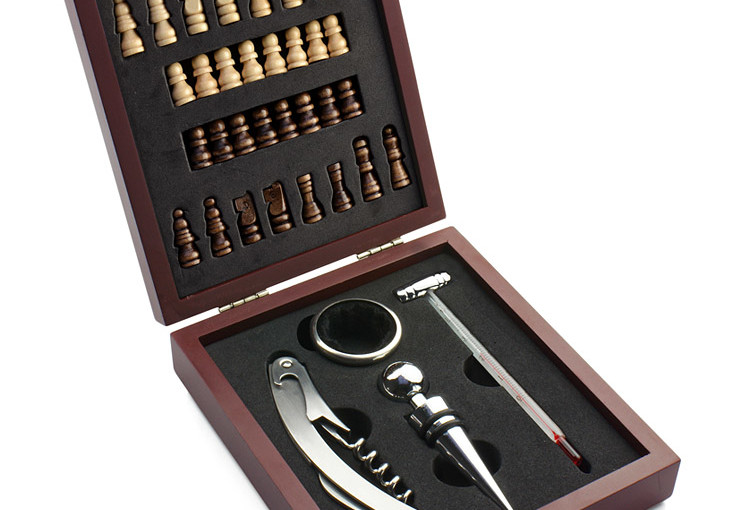 Zestaw do wina z szachami (4 elementy)