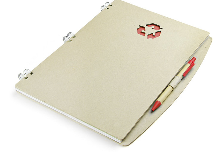 Notes A4 z długopisem 70 kartek czerwony / niebieski