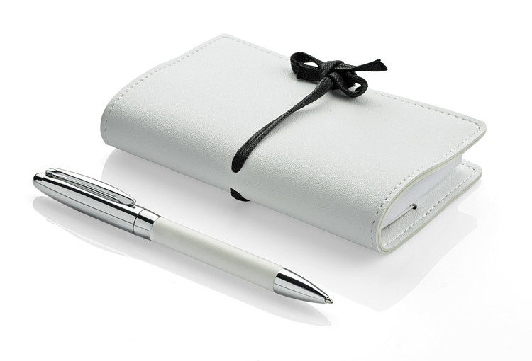 Zestaw upominkowy notes, długopis biały / czarny