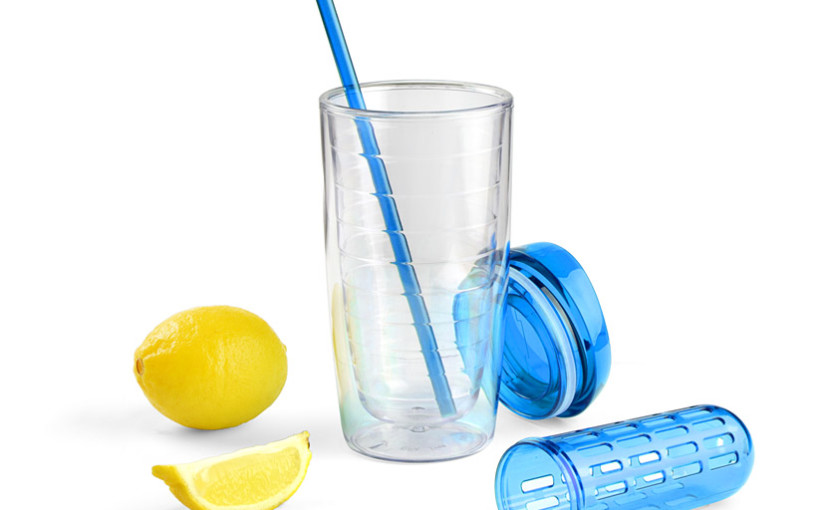 Kubek FIZZ z wsadem na owoce 400 ml niebieski / zielony