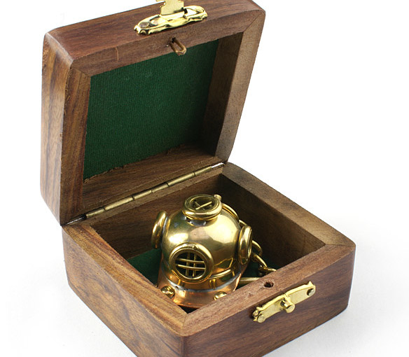 Brelok hełm płetwonurka