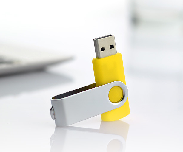 Pamięć USB TWISTER 4GB / 8 GB / 16 GB – MiX kolorów !