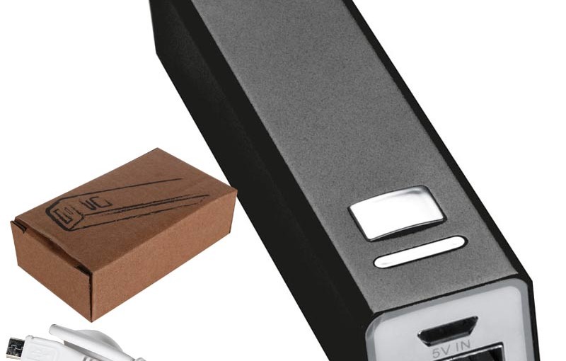 Power bank 2200 mAh, kolor czarny, niebieski i czerwony.